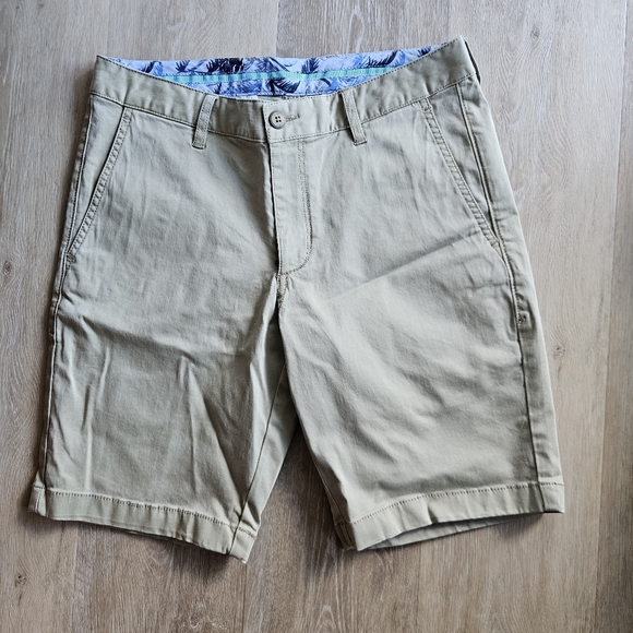 Tommy Bahama Khaki Flat Front Shorts - Picture 1 of 2